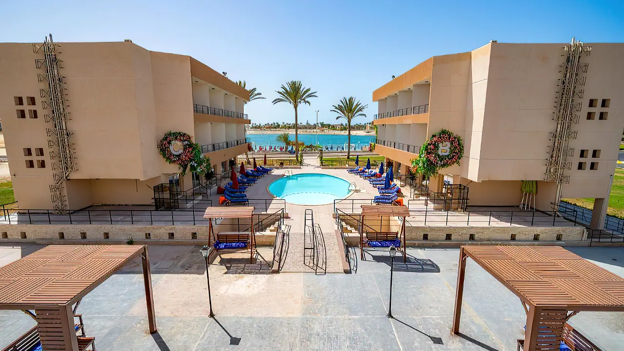 الفندق مارينا بلازا ريزورت العلمين - العلمين